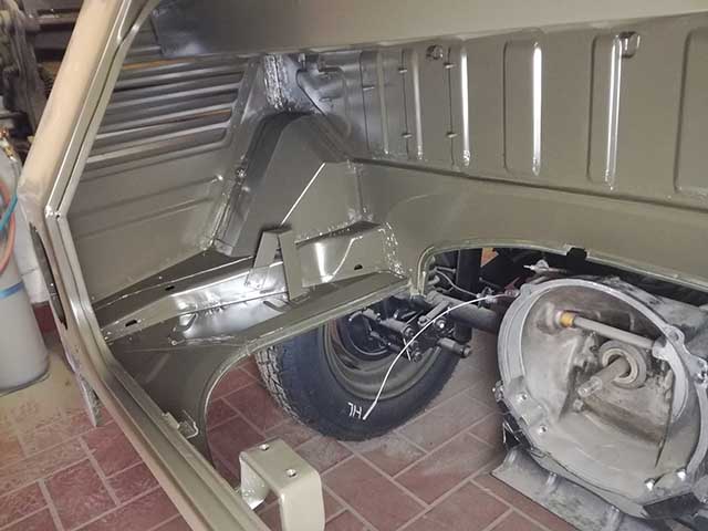 Motorraum lackiert